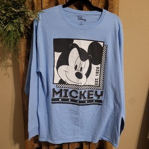 💫SOLD💫Disney Mickey Moust shirt